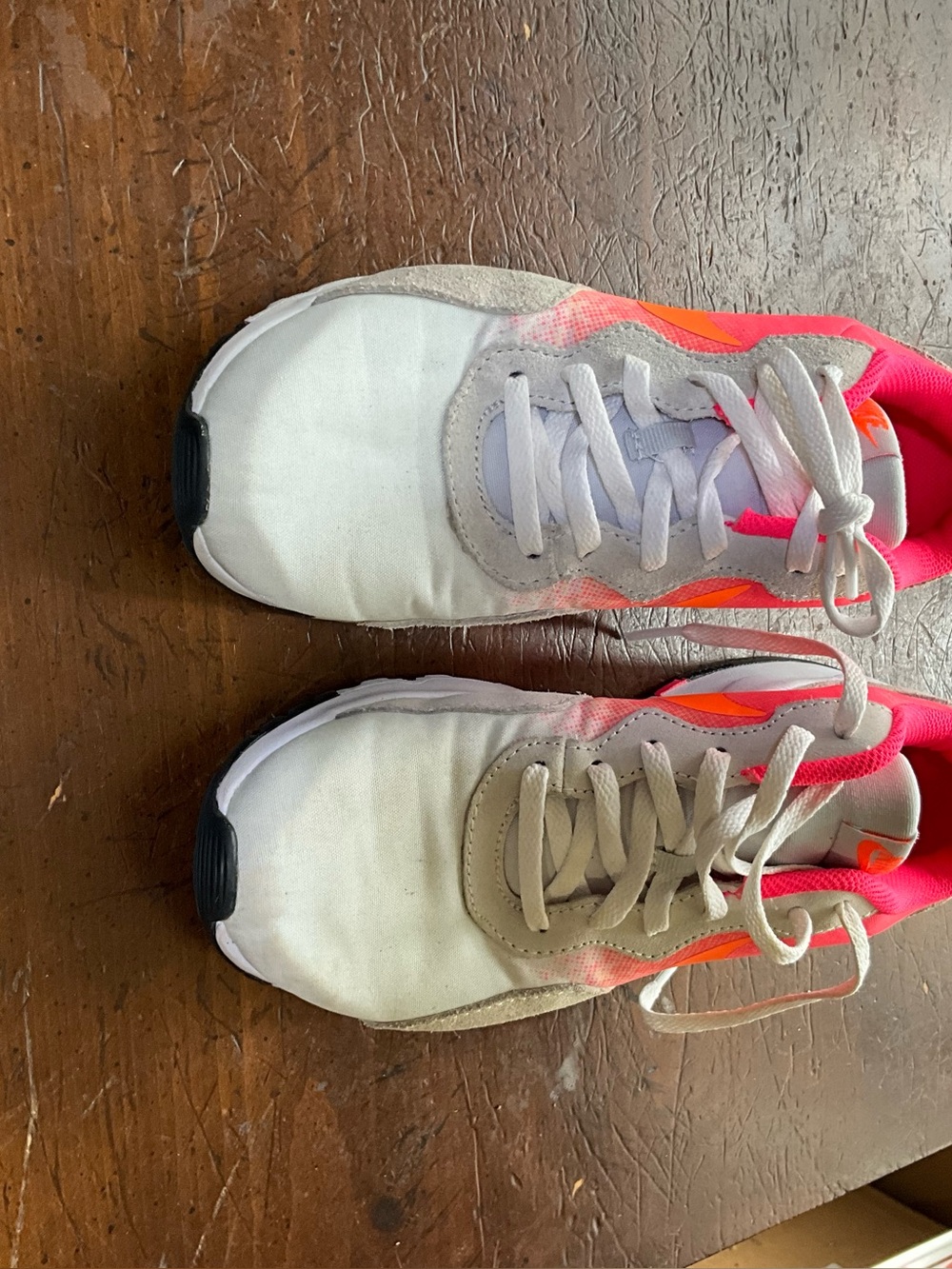 Ladies size 7 Nikes